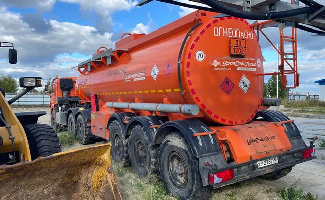 Полуприцеп-цистерна УСТ 94651К, VIN Z0V94651KJA000787, 2018 г.в., рмм 30200 кг.