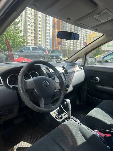 Легковой автомобиль Nissan Tiida, год изготовления: 2010, VIN: 3N1BCAC11UK438153, гос. номер: М575ОМ790, цвет: Серый. Автомобиль заводится и на ходу. Местонахождение имущества: Московская область, г. Люберцы.