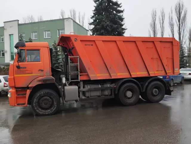 Транспортные средства и оборудование единым лотом