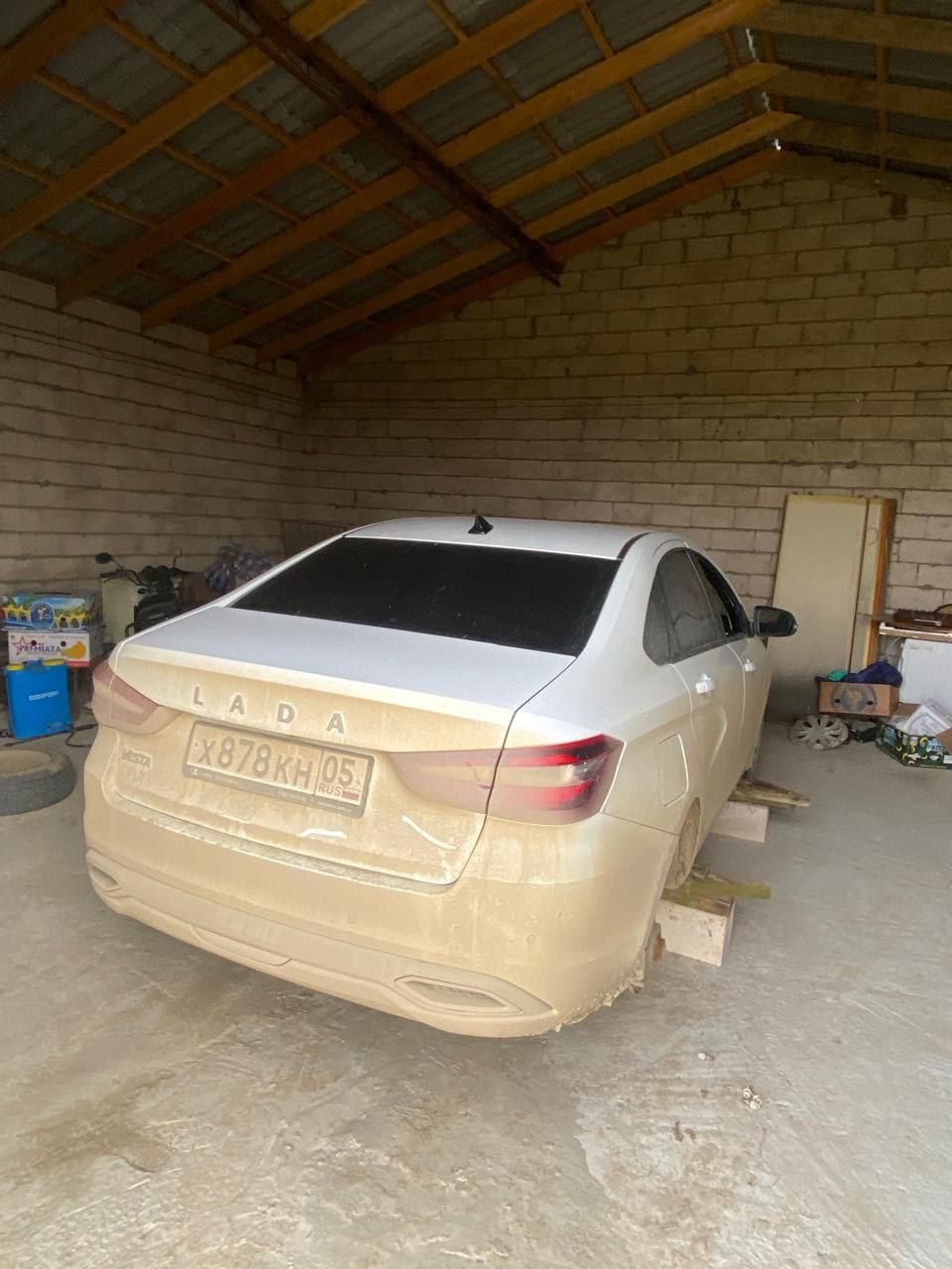 Автомобили
