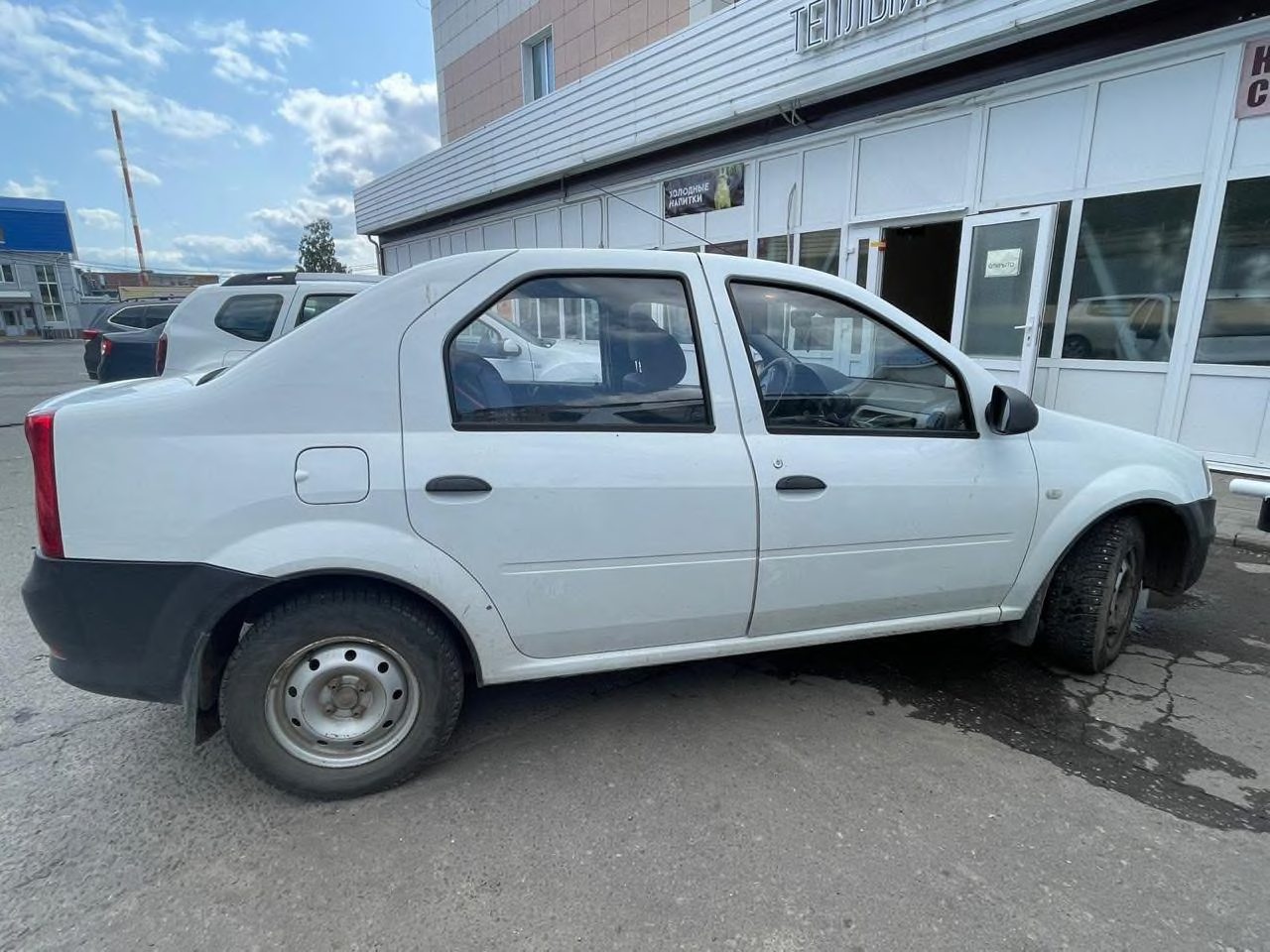 Легковой автомобиль RENAULT SR, марка: Renault, модель: SR, год изготовления: 2011, VIN: X7LLSRB2HBH360005.