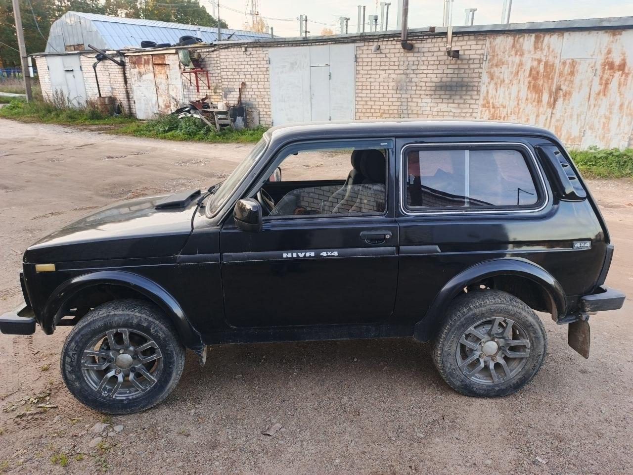 Автомобиль легковой ВАЗ 21214, 2003 г.в., VIN XTA21214031733365.