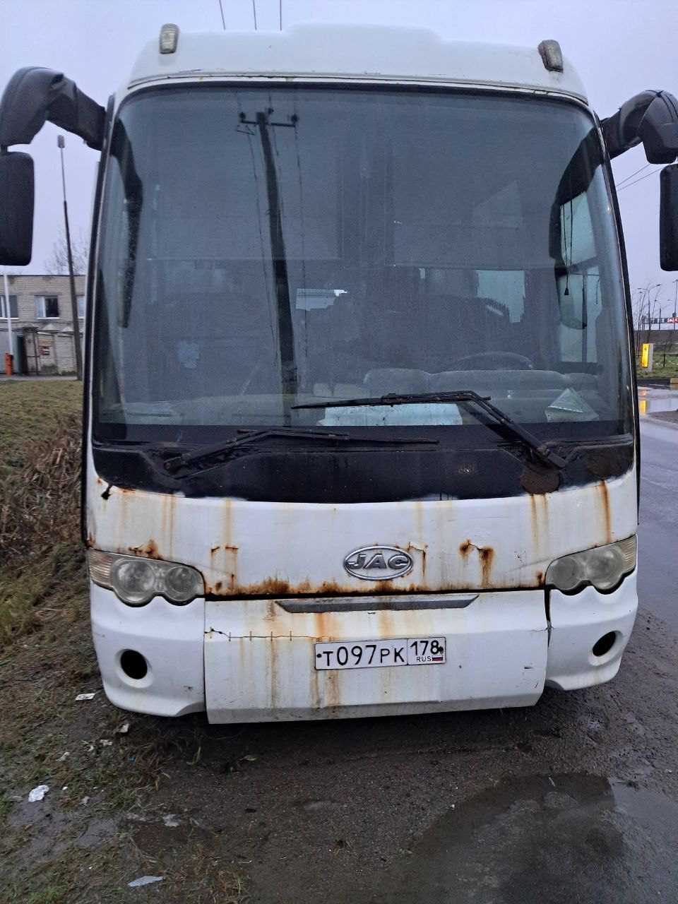 Автомобиль грузовой JAC HK6120, 2011 г.в., VIN LK26B96H7BB103634