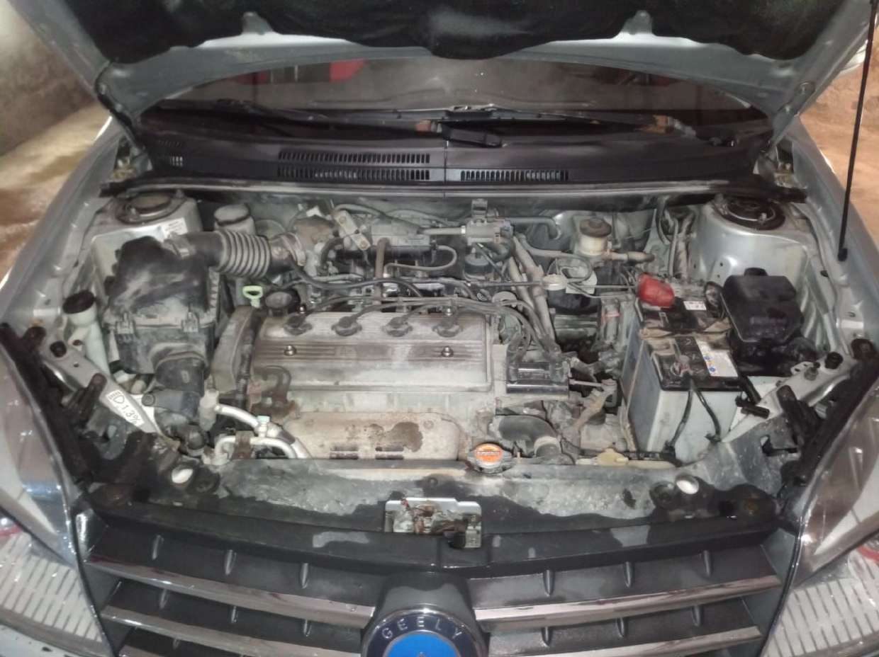Geely MK CROSS (Джили МК-КРОСС), 2012 года выпуска, идентификационный номер (VIN): X9W215701C0005548, пробег: 152 000 километров, цвет кузова: светло-серый, мощность двигателя: 94 л.с., государственный регистрационный номер: У984УА96. Транспортное средство находится по адресу: Свердловская обл., г. Екатеринбург