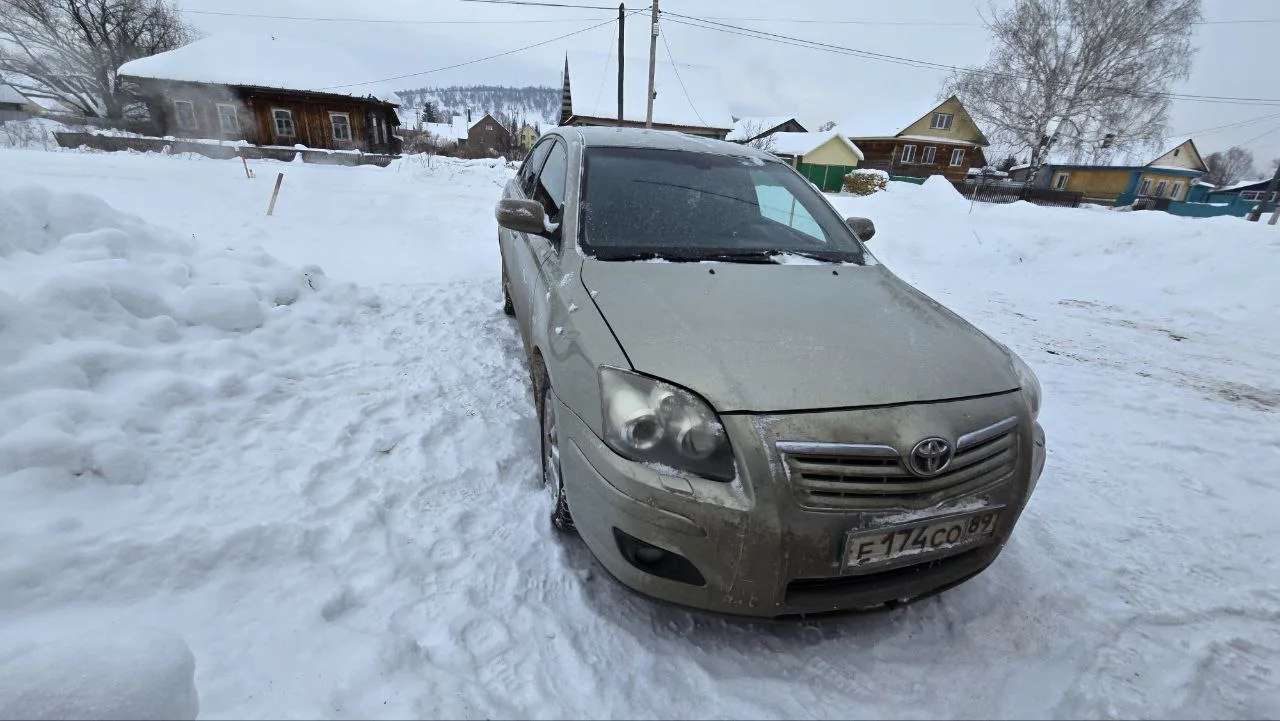 Транспортное средство - легковой автомобиль Toyota Avensis, 2007 года выпуска. VIN SB1BJ56L60E095398