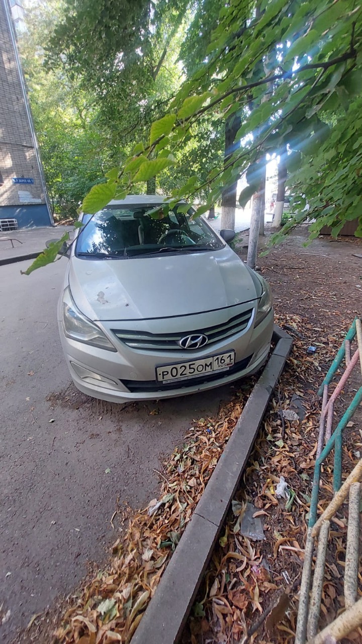 Автомобиль марки HYUNDAI Solaris VIN-номер Z94CT41DBFR322825