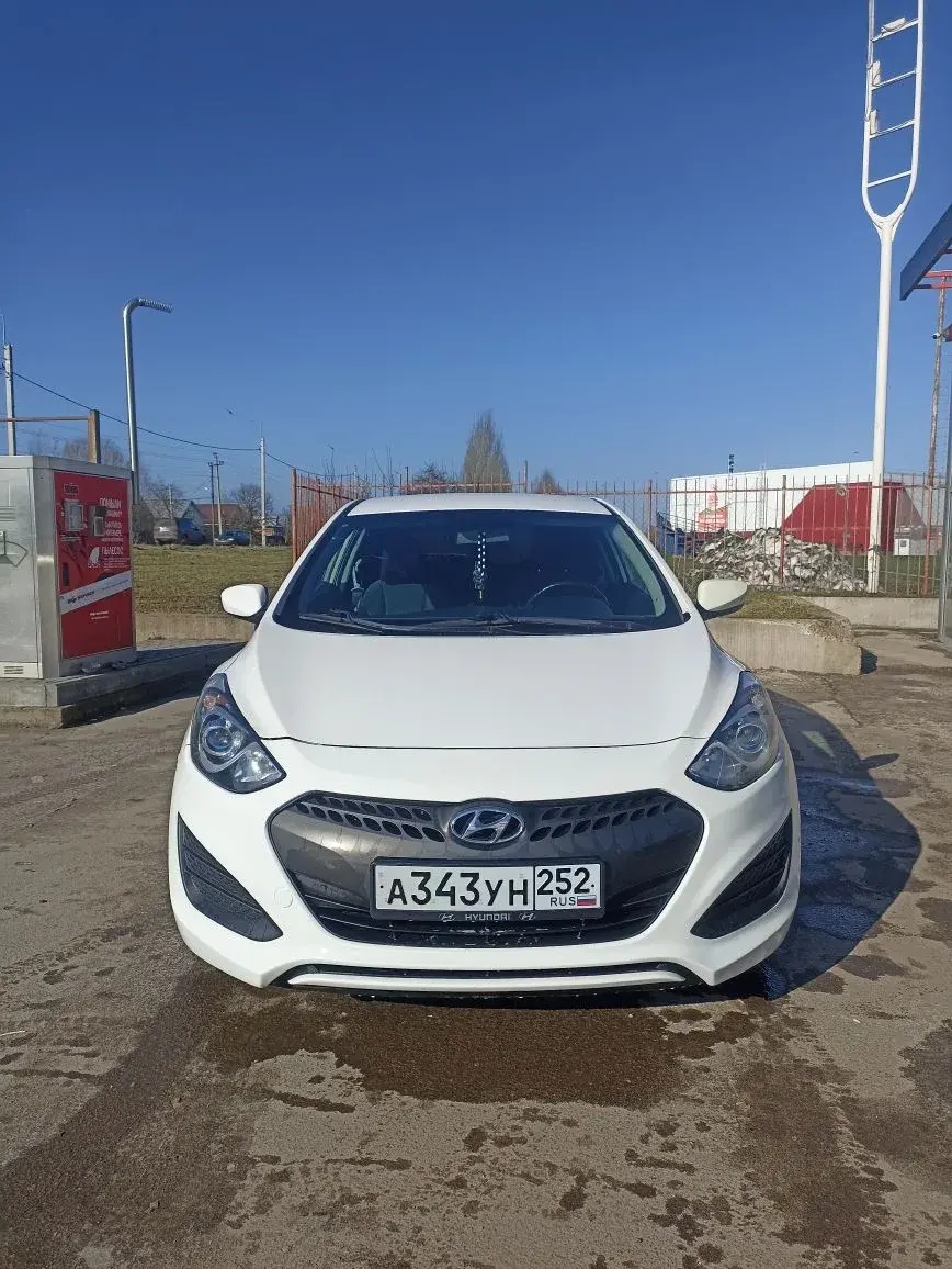 Автомобиль марки HYUNDAI модель I30 2012 г.в. VIN-номер TMAD231BBEJ002328