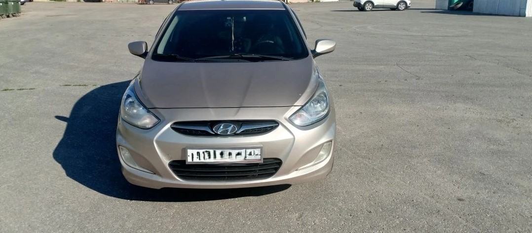 Легковой автомобиль марки: HYUNDAI, модель: SOLARIS, год выпуска: 2011 г., идентификационный номер (VIN): Z94CT41CABR009771