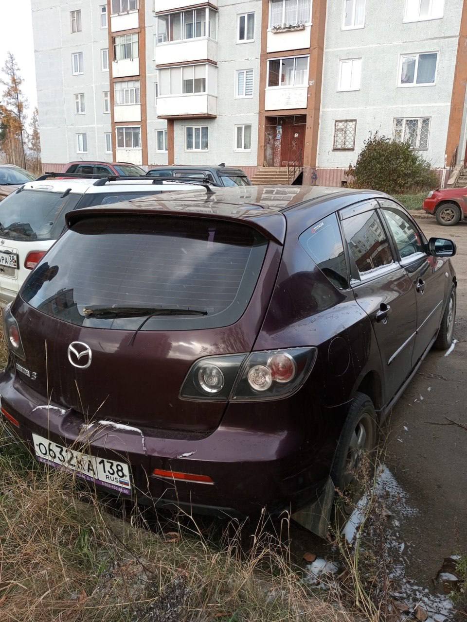 Автомобиль марки MAZDA модель 3 2006 г.в. VIN-номер JMZBK14Z571519790