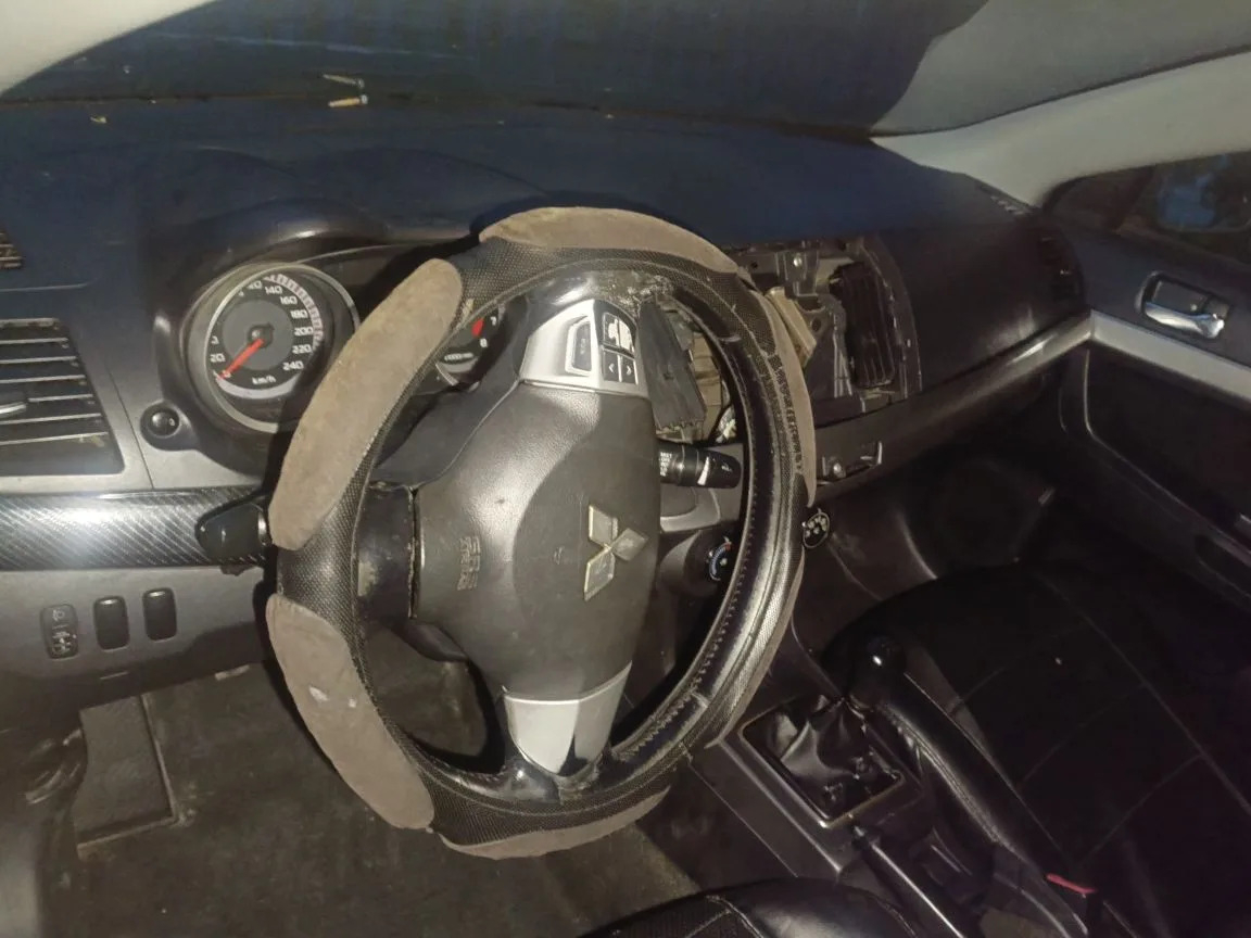 Легковой автомобиль марки: MITSUBISHI, модели: Lancer 1.5, год выпуска: 2007 г., идентификационный номер (VIN): JMBSNCY2A8U005430