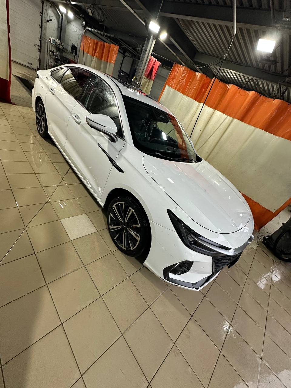 Автомобиль марки CHERY модель ARRIZO 8 2023 г.в. VIN-номер LVVDC21B9PD335335