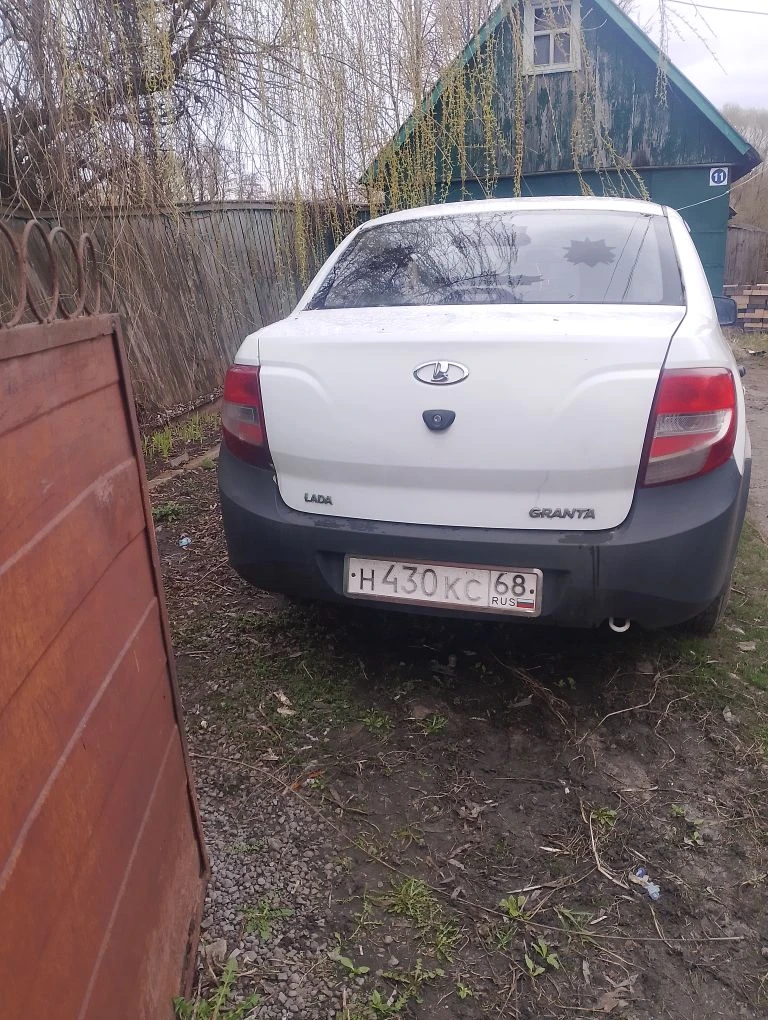 Автомобиль марки LADA Granta, 2013 года, выпуска, идентификационный номер (VIN) XTA219060DY040577