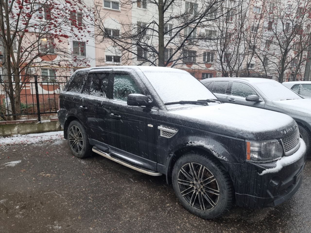 Автомобиль марки LAND-ROVER модель Range Rover 2008 г.в. VIN-номер SALLSAA349A192092