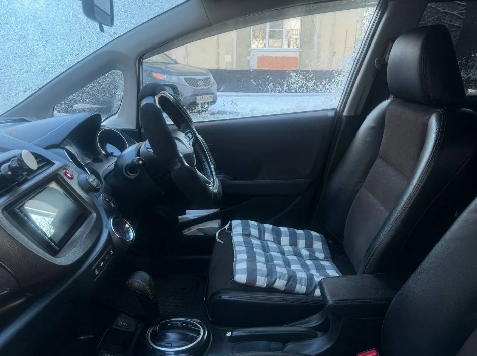 Автомобиль марки: HONDA, модель: FIT SHUTTLE HYBRID, год выпуска: 2014г., кузов №: GP2-3217507
