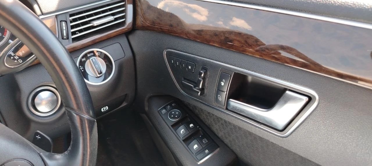 Легковой автомобиль марки: Mercedes-Benz, модели: Е250, год выпуска: 2011 г., кузов №: WDD2122472A534004, идентификационный номер (VIN): WDD2122472A534004