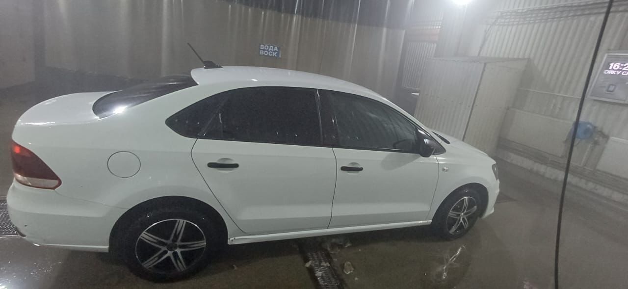 Автомобиль марки VOLKSWAGEN модель Polo 2018 г.в. VIN-номер XW8ZZZ61ZKG015361