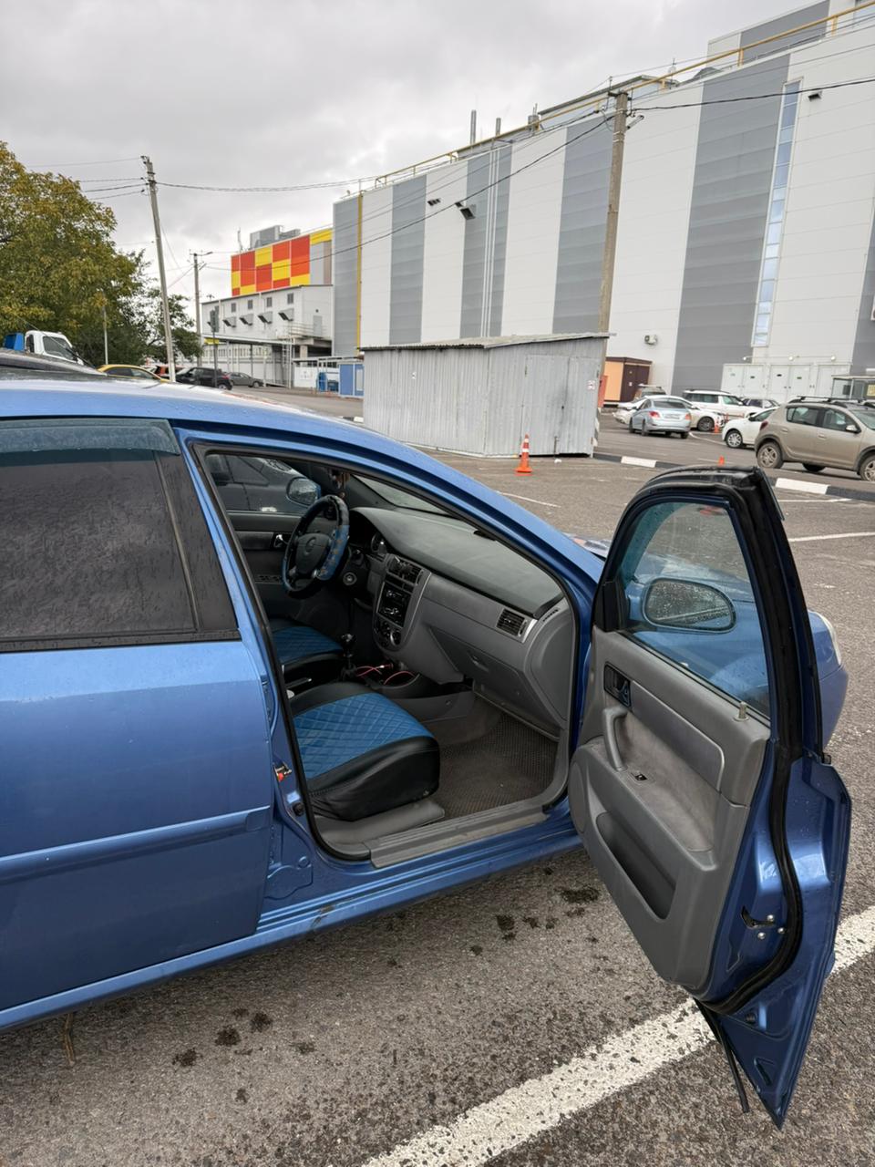 Автомобиль марки CHEVROLET модель Lacetti 2007 г.в. VIN-номер XUUNF196J70000816