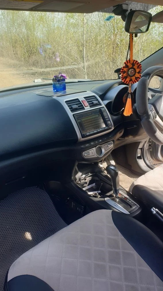 Автомобиль марки HONDA модель AIRWAVE 2009 г.в. VIN-номер GJ11312986