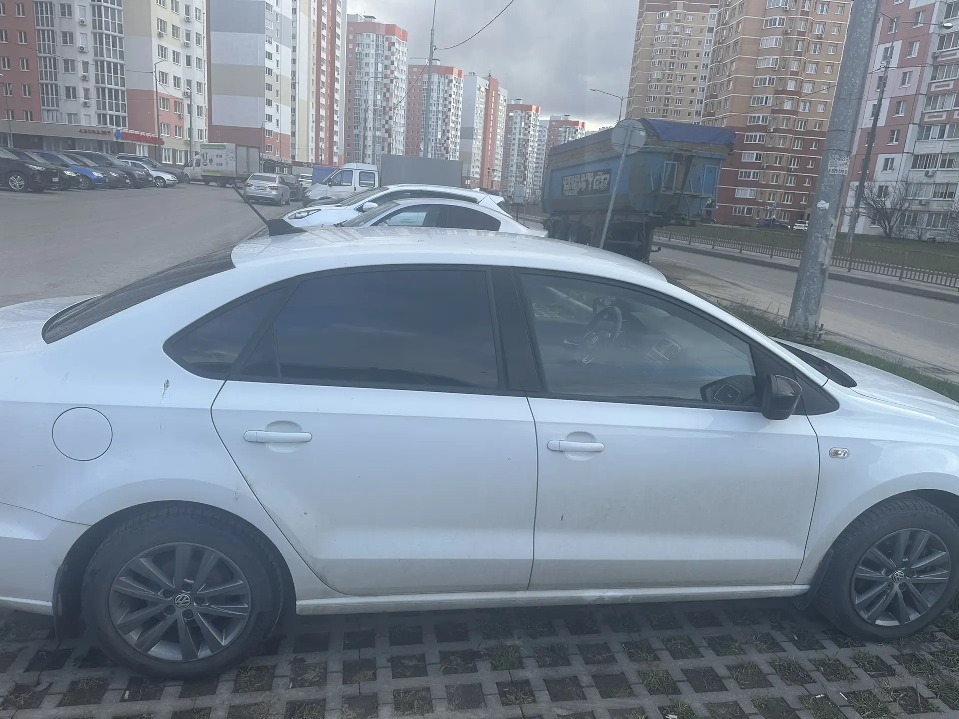 Автомобиль марки KIA модель Rio 2015 г.в. VIN-номер Z94CB51ABGR068456