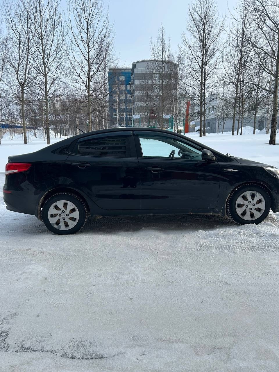 Автомобиль марки KIA модель Rio 2016 г.в. VIN-номер Z94CB41BBHR381785
