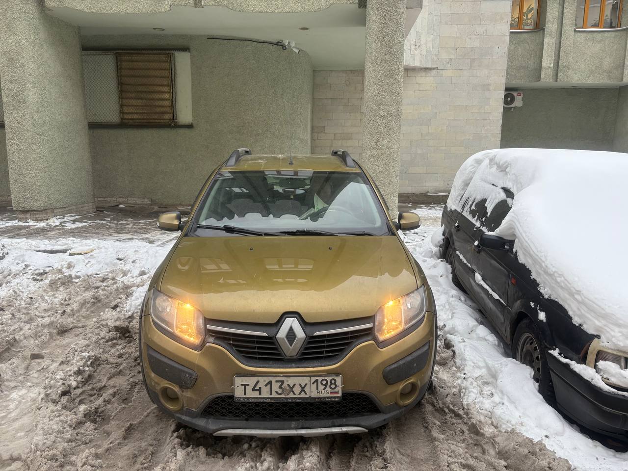 Автомобиль марки RENAULT модель SANDERO 2017 г.в. VIN-номер X7L5SREAG57873934