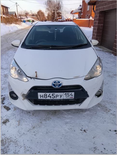 автомобиль марки: TOYOTA, модель: AQUA HYBRID, год выпуска: 2015 г., кузов №: NHP106426748