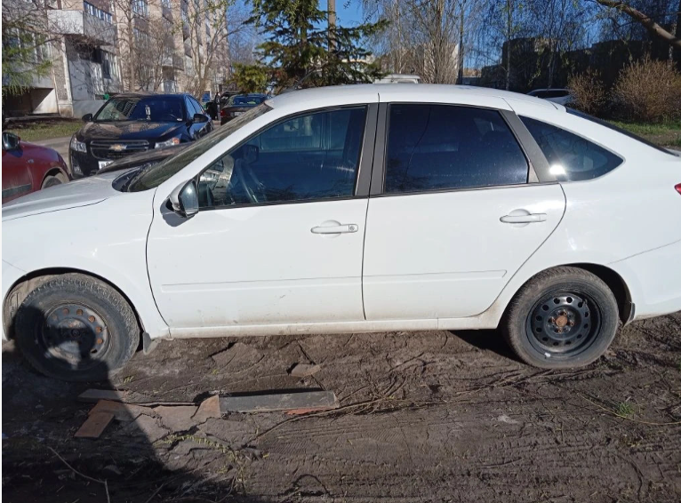 Автомобиль марки LADA модель Granta 2022 г.в. VIN-номер XTA219140P0467330