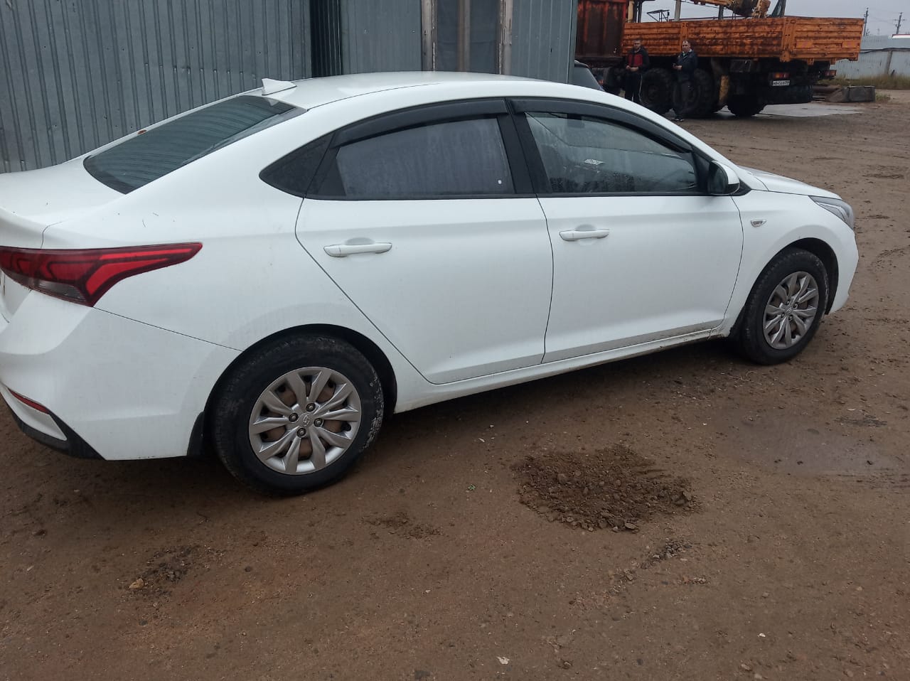 Легковой автомобиль марки: HYUNDAI, модель: Solaris, год выпуска: 2017г.