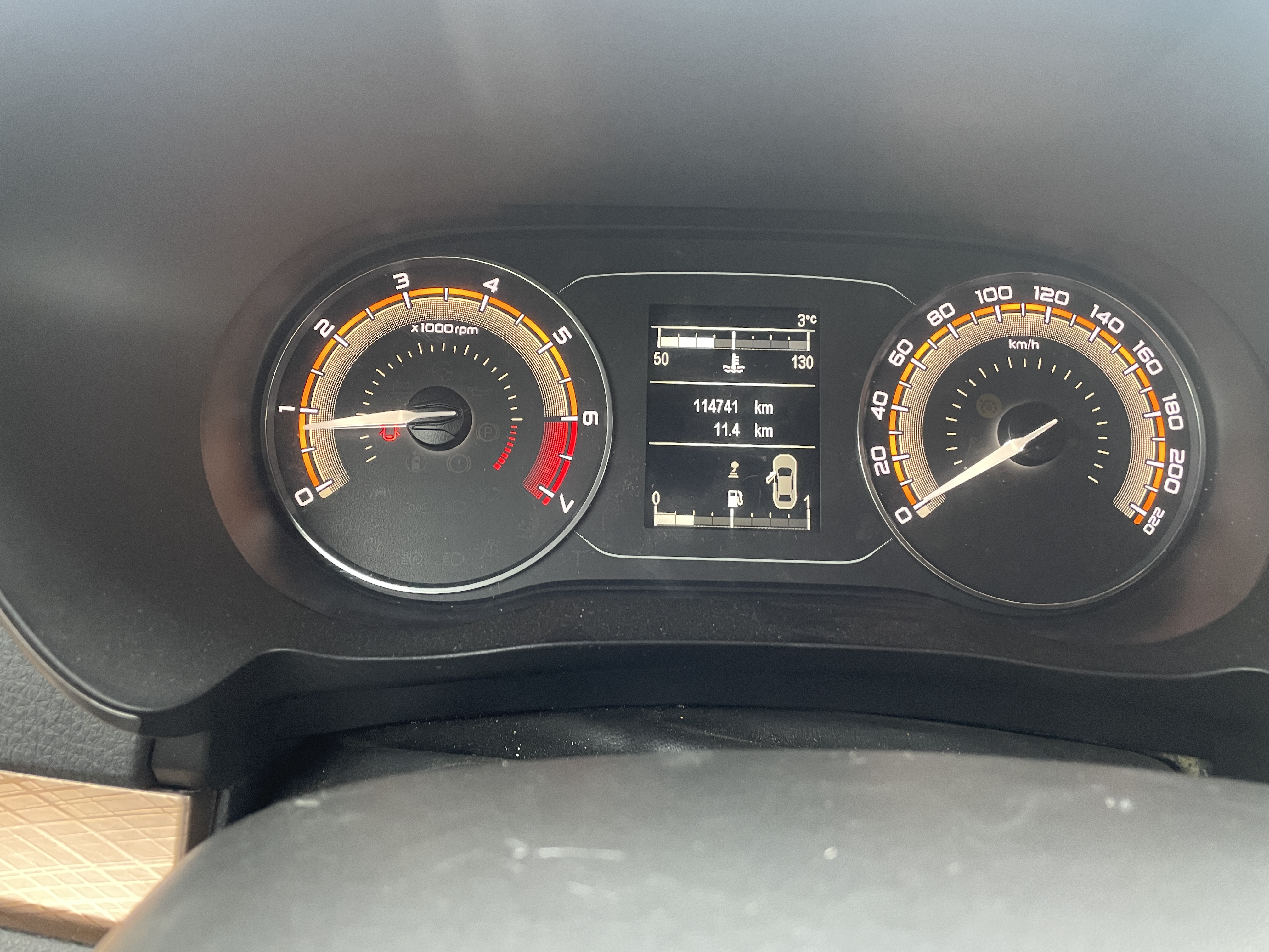автомобиль марки LADA модель VESTA 2024 г.в. VIN-номер XTAGFL350R0855093