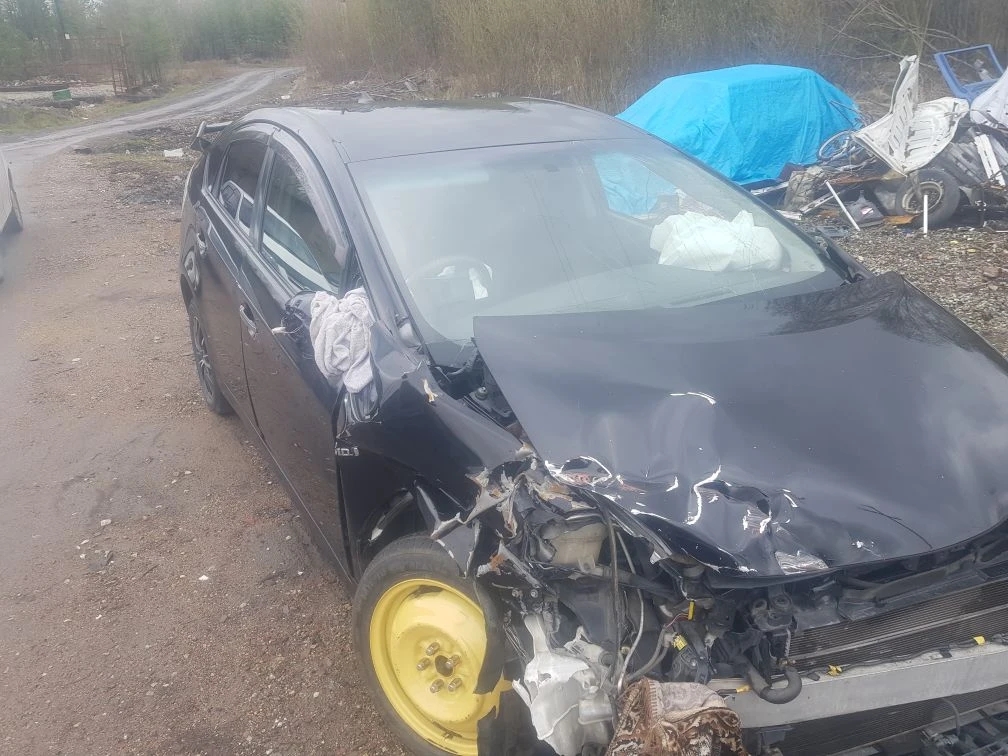 Автомобиль марки TOYOTA модель Prius 2010 г.в. номер кузова ZVW301254524