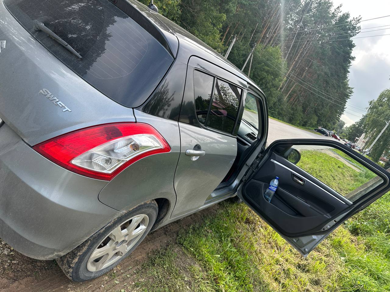 Легковой автомобиль марки: SUZUKI, модель: Swift, год выпуска: 2011 г., идентификационный номер (VIN): TSMNZC72S00174340