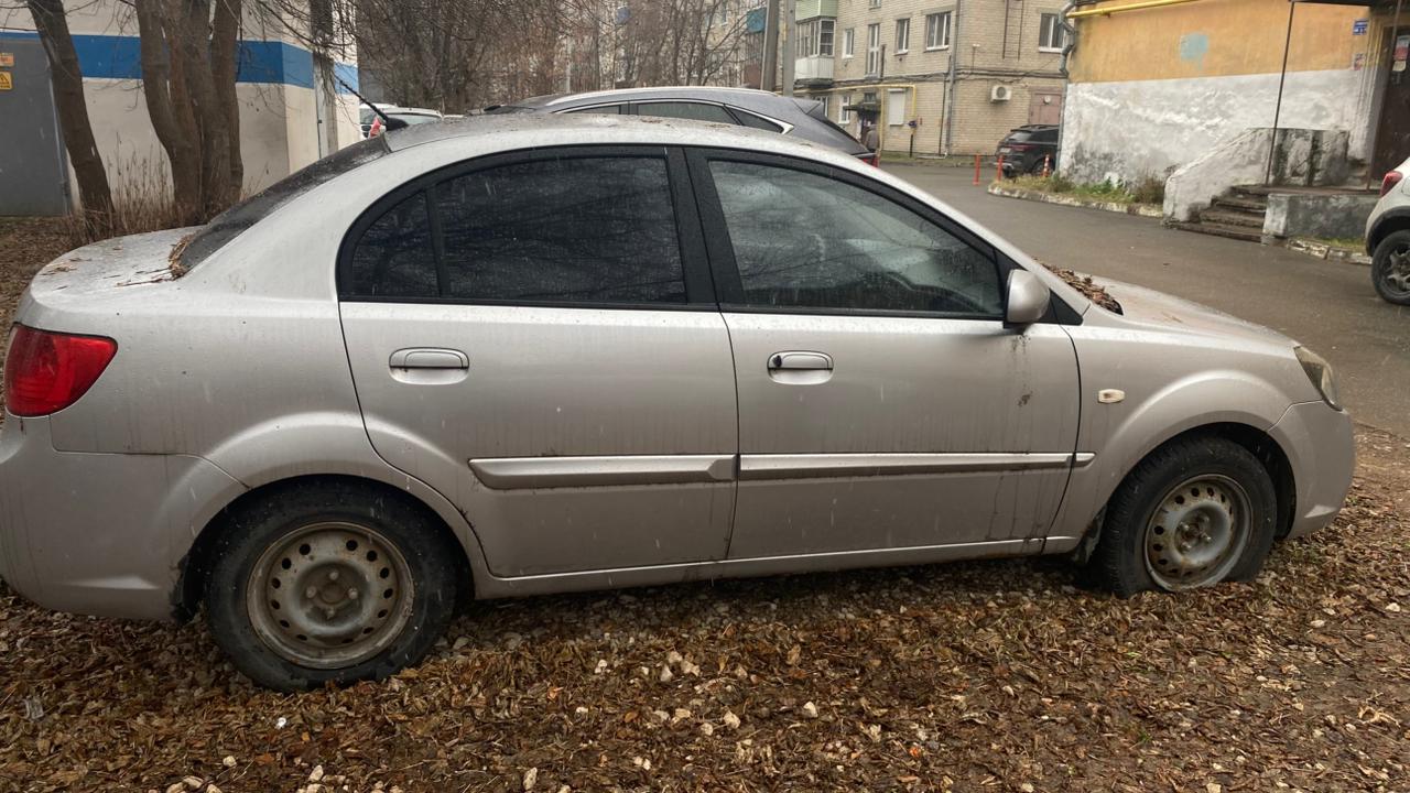 Автомобиль марки KIA модель Rio 2010 г.в. VIN-номер XWEDH411BB0006448
