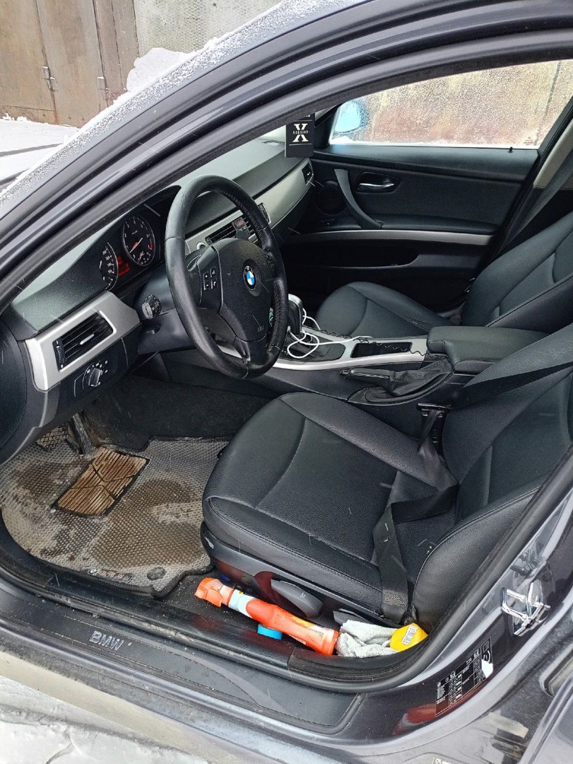 Автомобиль марки BMW модель 320I 2007 г.в. VIN-номер X4XVG98478VC80520