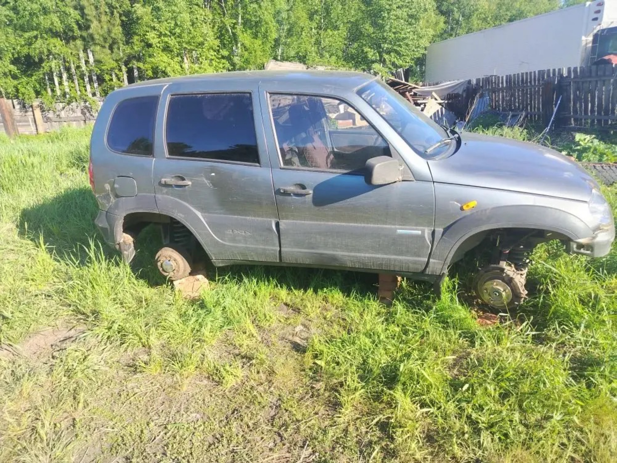 Легковой автомобиль марки: CHEVROLET, модели: Niva, год выпуска: 2009 г