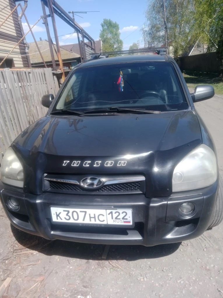 Автомобиль марки HYUNDAI, модель TUCSON, 2008 года выпуска, кузов VIN KMHJN81BP8U924082