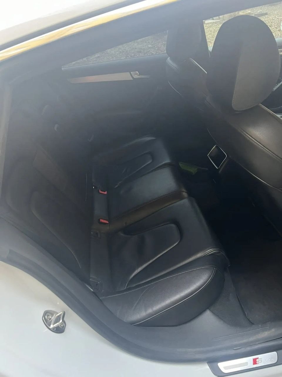 Легковой автомобиль, марка: AUDI, модель: А5, год изготовления: 2011, VIN: WAUZZZ8T8BA057413, ПТС: 77YO207242, г/н: У338АО152. Объект в залоге. Залогодержатель ПАО "СОВКОМБАНК"