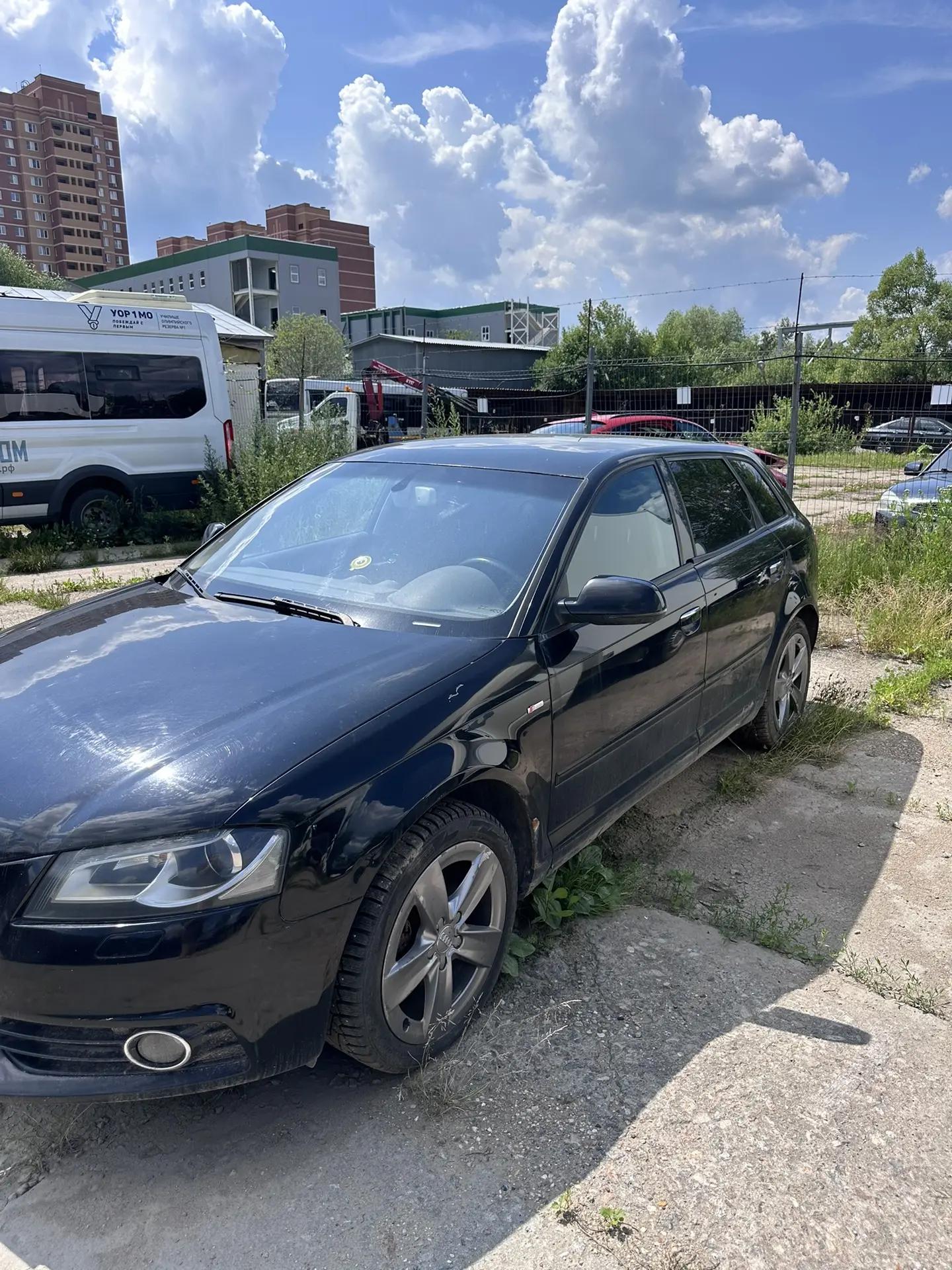 Автомобиль марки АУДИ модель A3