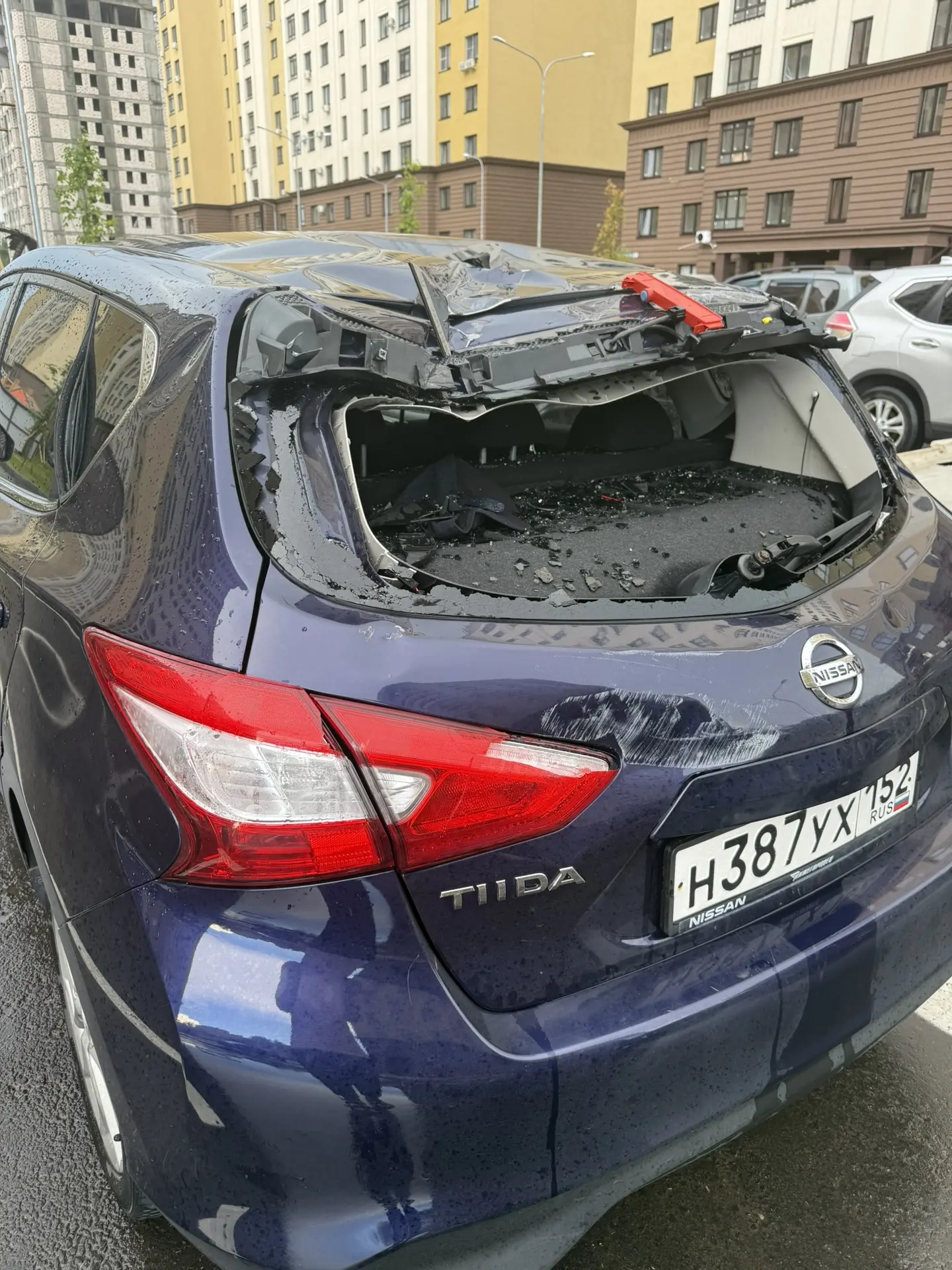 Автомобиль марки NISSAN модель Tiida 2015 г.в. VIN-номер Z8NFEAC1352464035