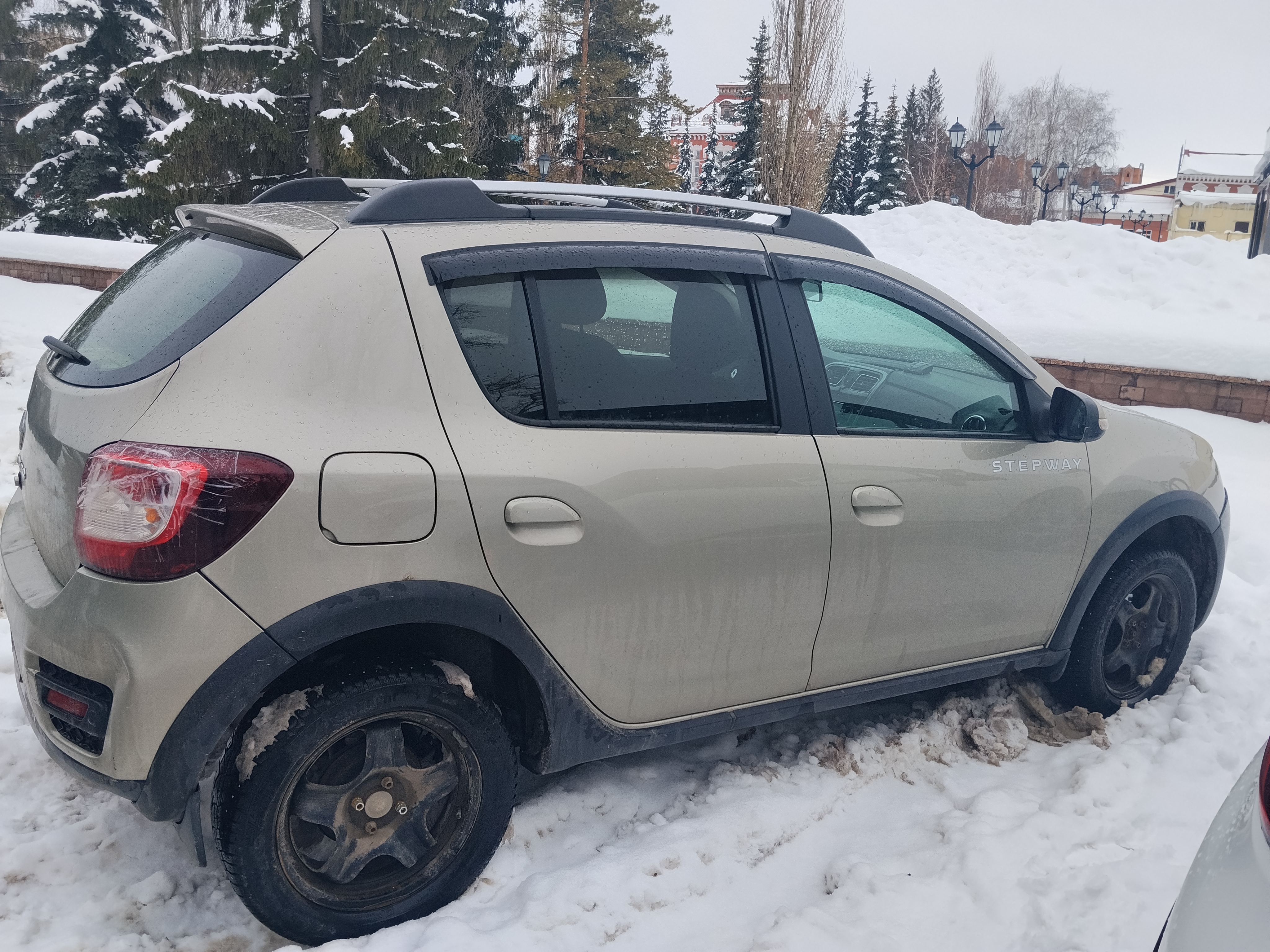 Автомобиль марки RENAULT модель SANDERO 2018 г.в. VIN-номер X7L5SRAVG61252493