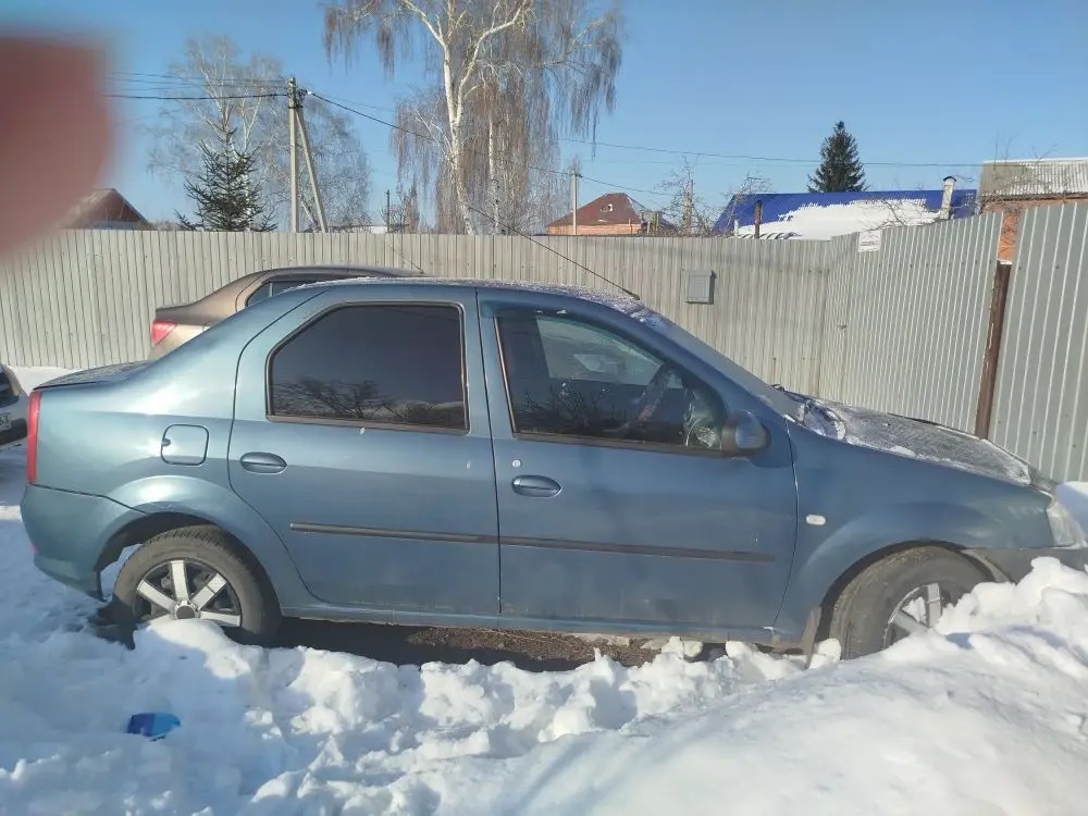 Автомобиль марки RENAULT модель Logan 2013 г.в. VIN-номер X7LLSRB2HDH686000