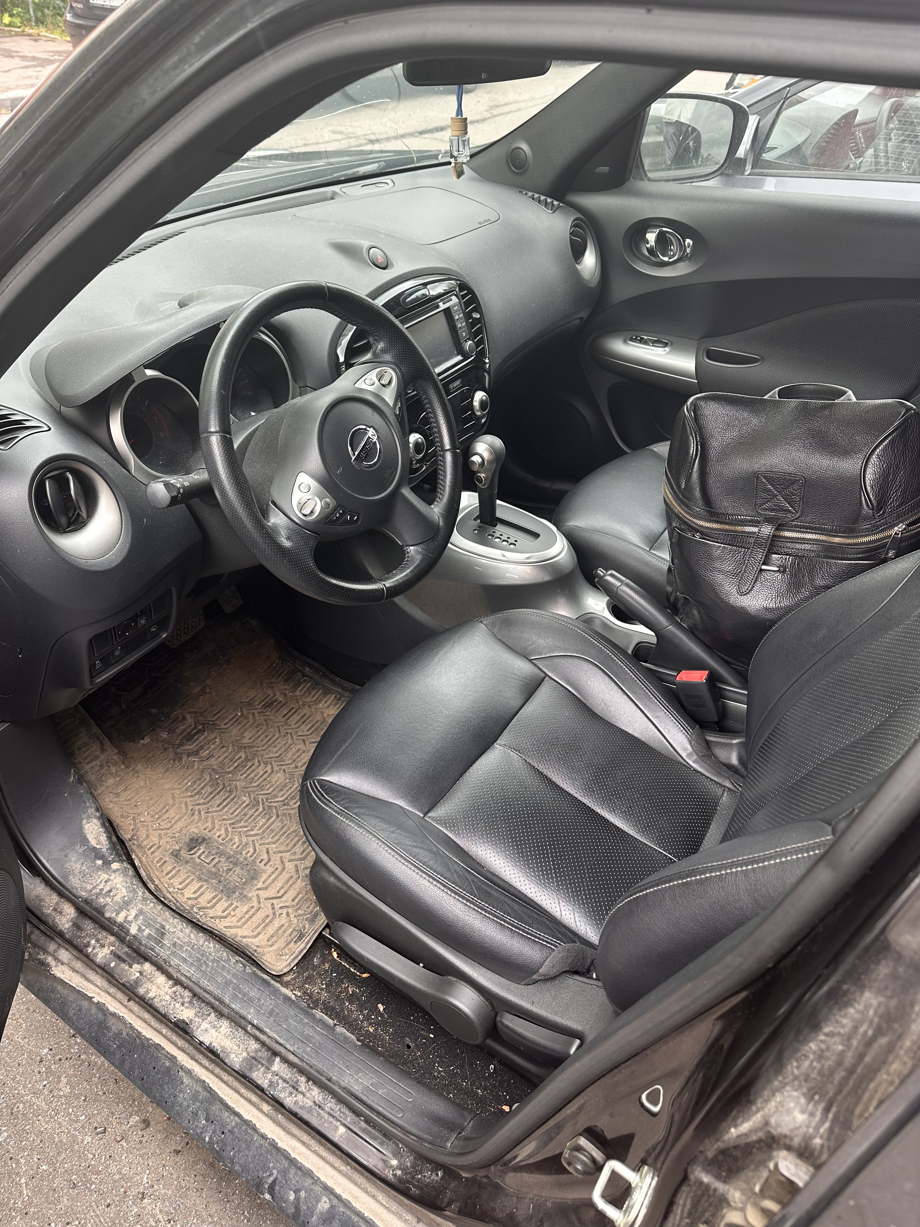 Автомобиль марки NISSAN модель JUKE 2018 г.в. VINномер SJNFBAF15U7422423