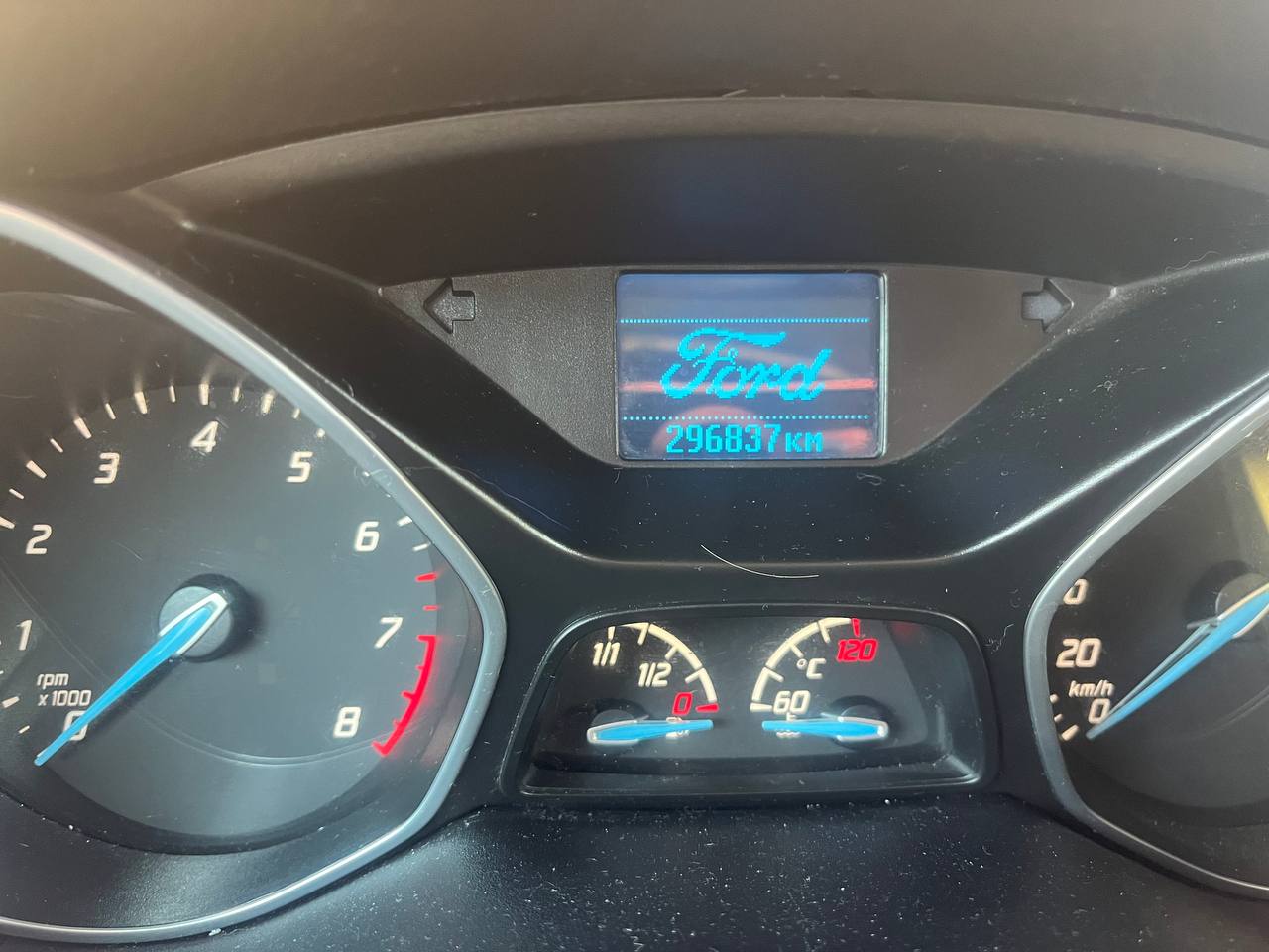 Автомобиль марки FORD модель Focus 2013 г.в. VIN-номер X9FMXXEEBMDJ81506