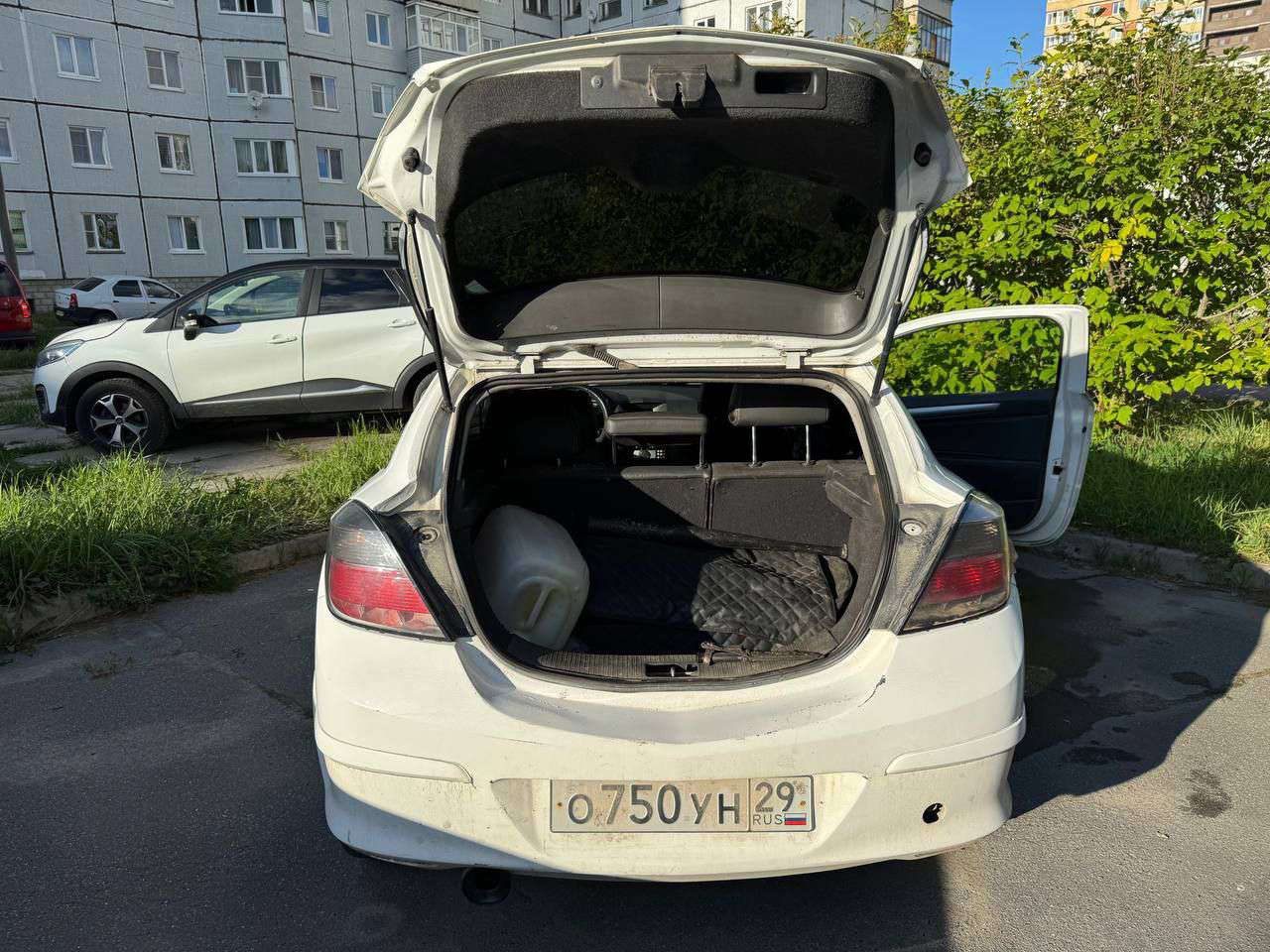 автомобиль марки OPEL модель ASTRA (AH) 2008 г.в. VIN номер XUF0AHL089B009135