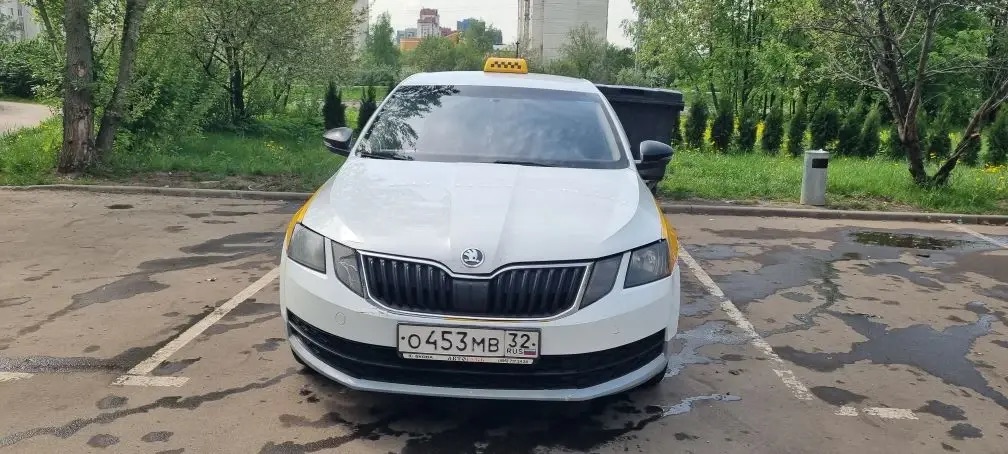Автомобиль марки SKODA модель Octavia, 2018 года выпуска, идентификационный номер (VIN) XW8AN2NE9JH035357