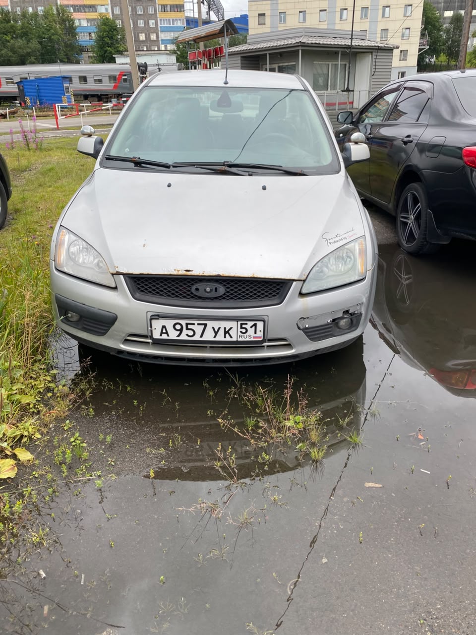 Автомобиль легковой, марки: FORD, модели: Focus, год выпуска: 2006, идентификационный номер (VIN): WF04XXWPD46Y44193. Особые отметки в ПТС автомобиля: учебный, установлены дополнительные педали ССКТС № RU022645 от 10.12.2021. ЗМТ отсутствует. vin по кузову.