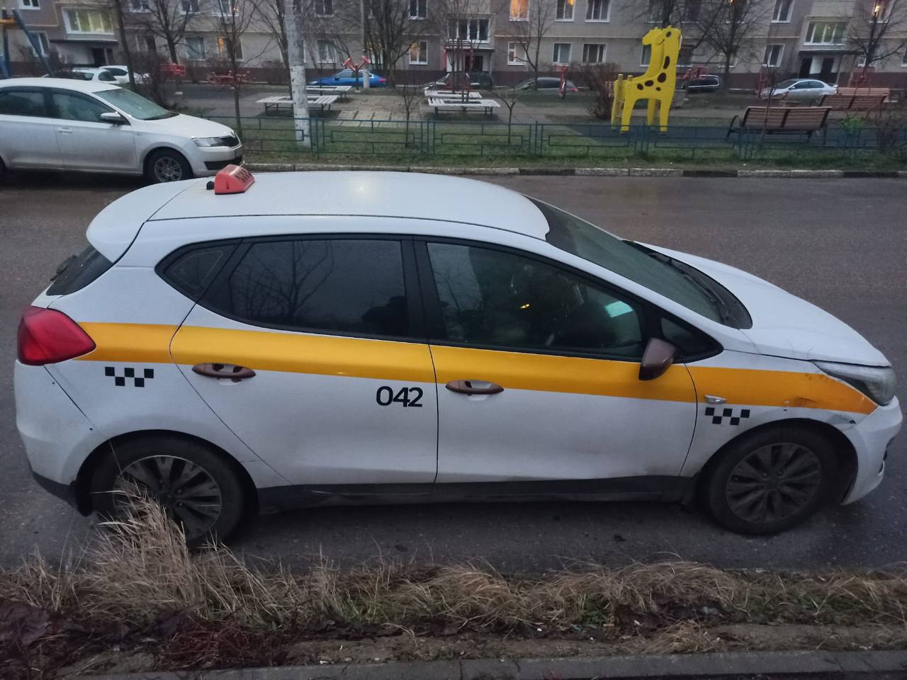 Автомобиль марки KIA модель Ceed 2018 г.в. VIN-номер XWEH2516BK0000836