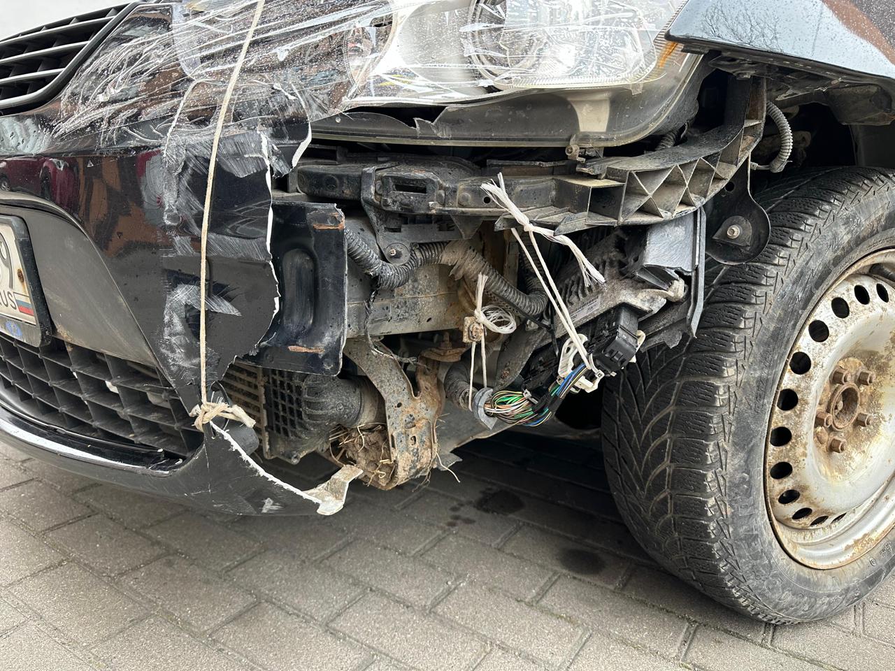 Автомобиль марки FORD модель C-Max 2007 г.в. VIN-номер WF0EXXGCDE7M20731