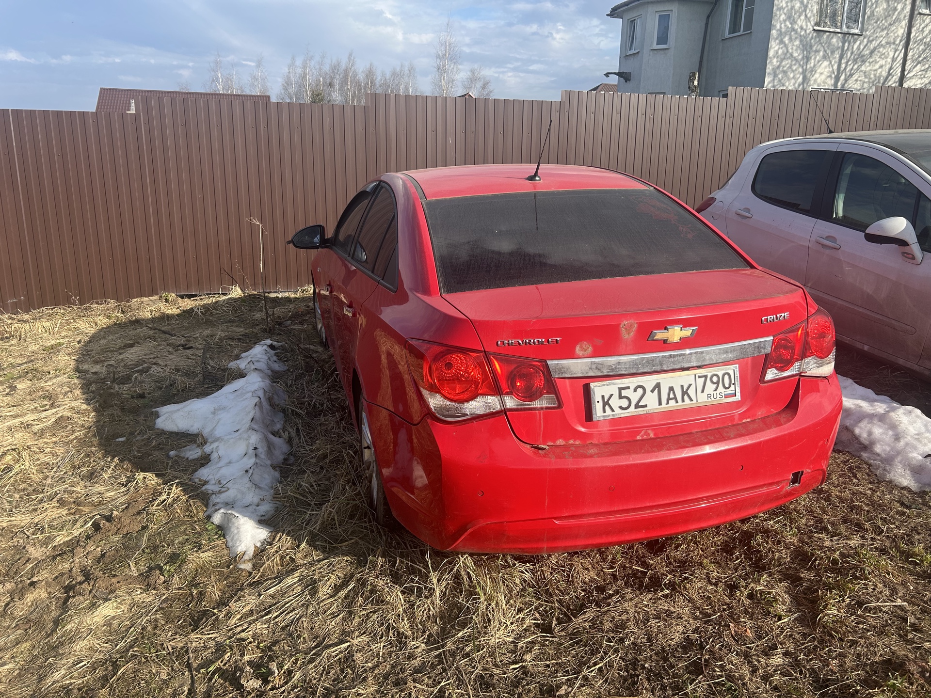 Автомобиль марки ШЕВРОЛЕ модель КРУЗ КL1J 2012 г.в. VIN-номер XUFJA696JD3012245