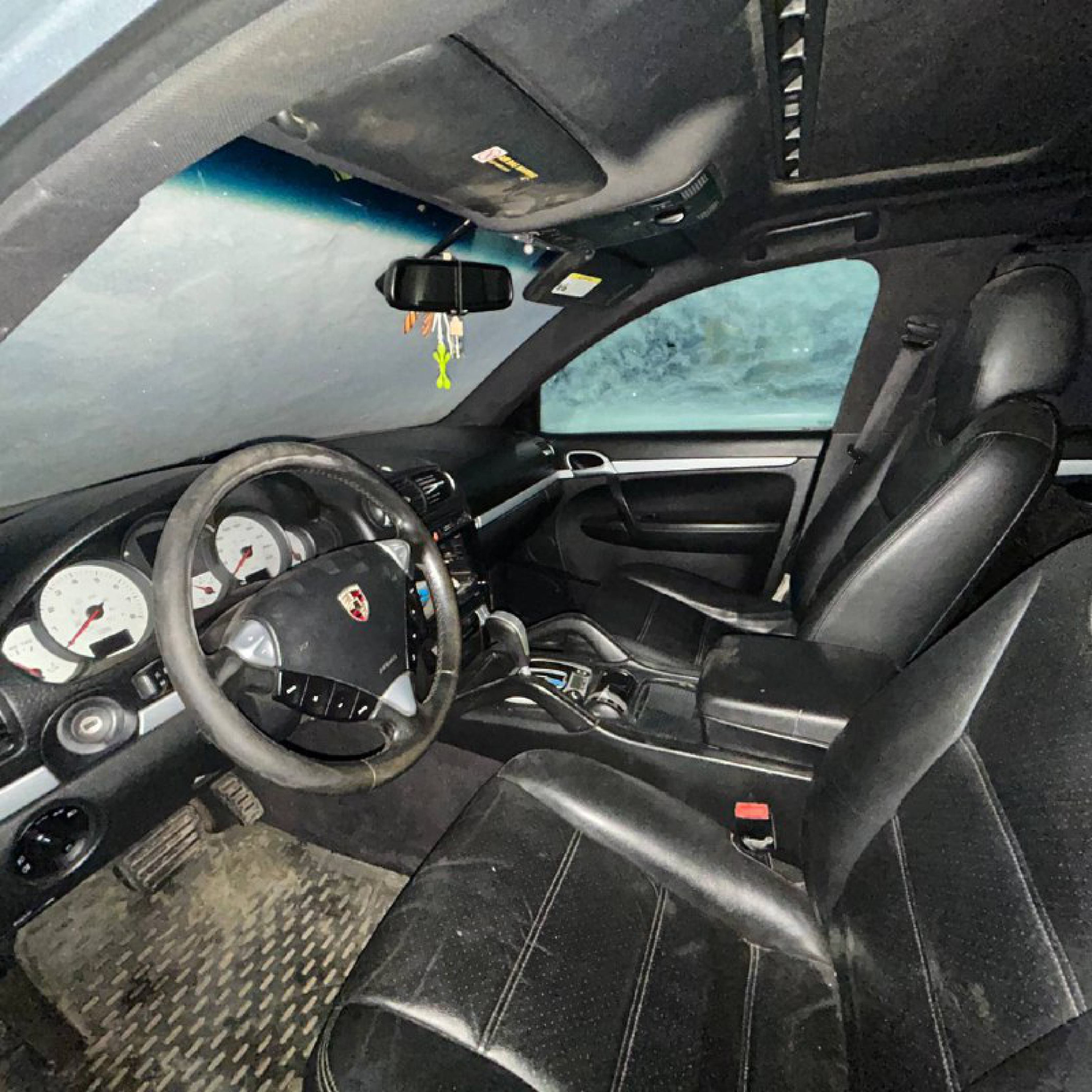 транспортное средство: марки PORSCHE модель CAYENNE 2007 г.в. VIN-номер WP1AA29P38LA19163.