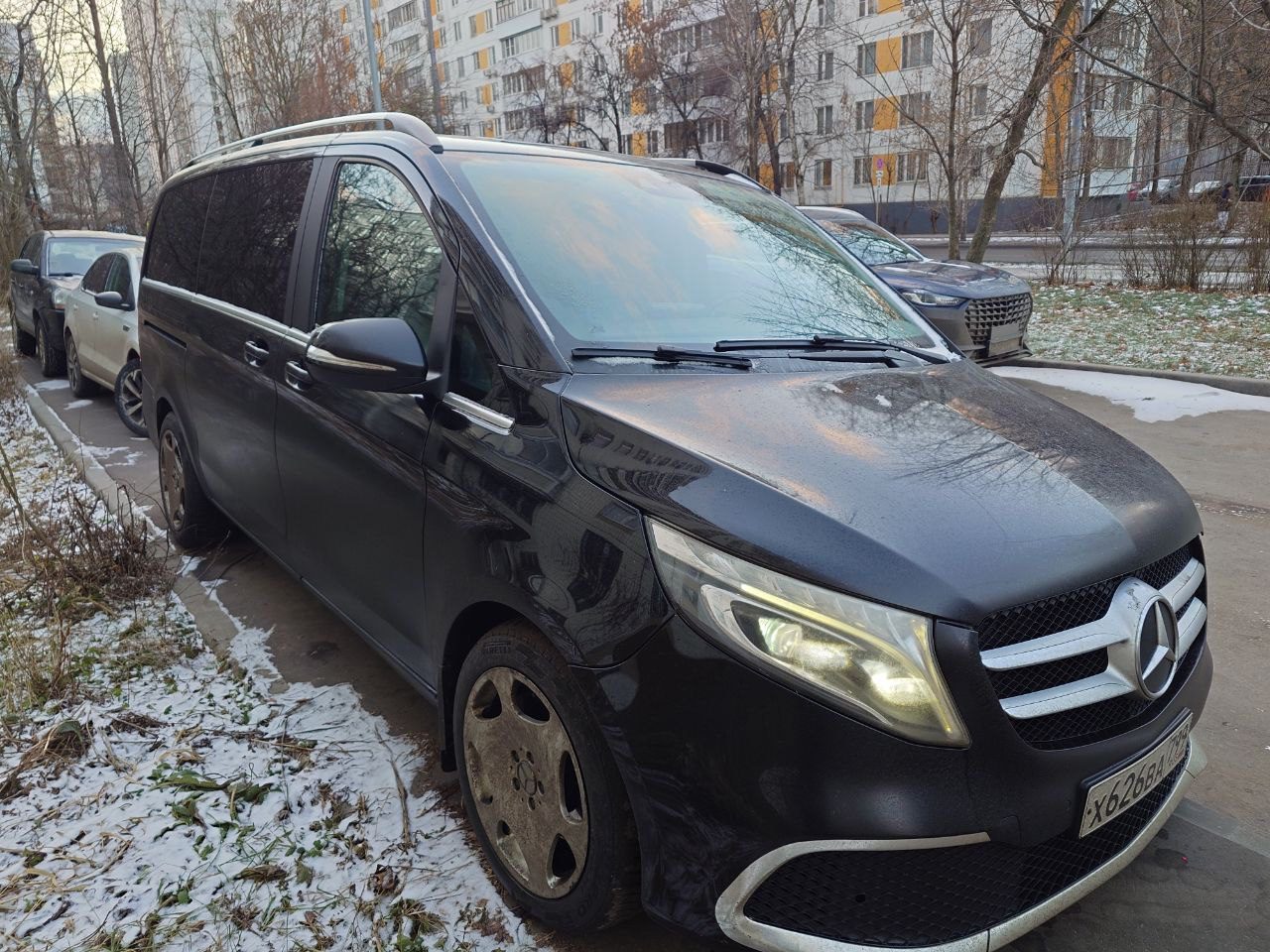 Легковой автомобиль марки MERCEDES, модель V220 CDI, год выпуска: 2015 г., идентификационный номер (VIN): WDF44781313046443